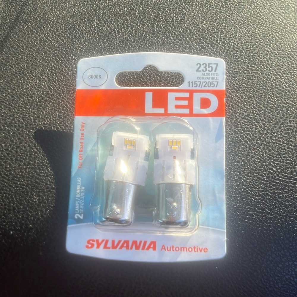 Sylvania 2357 White LED Mini Bulb (Pack of 2) - 2357SLBP2